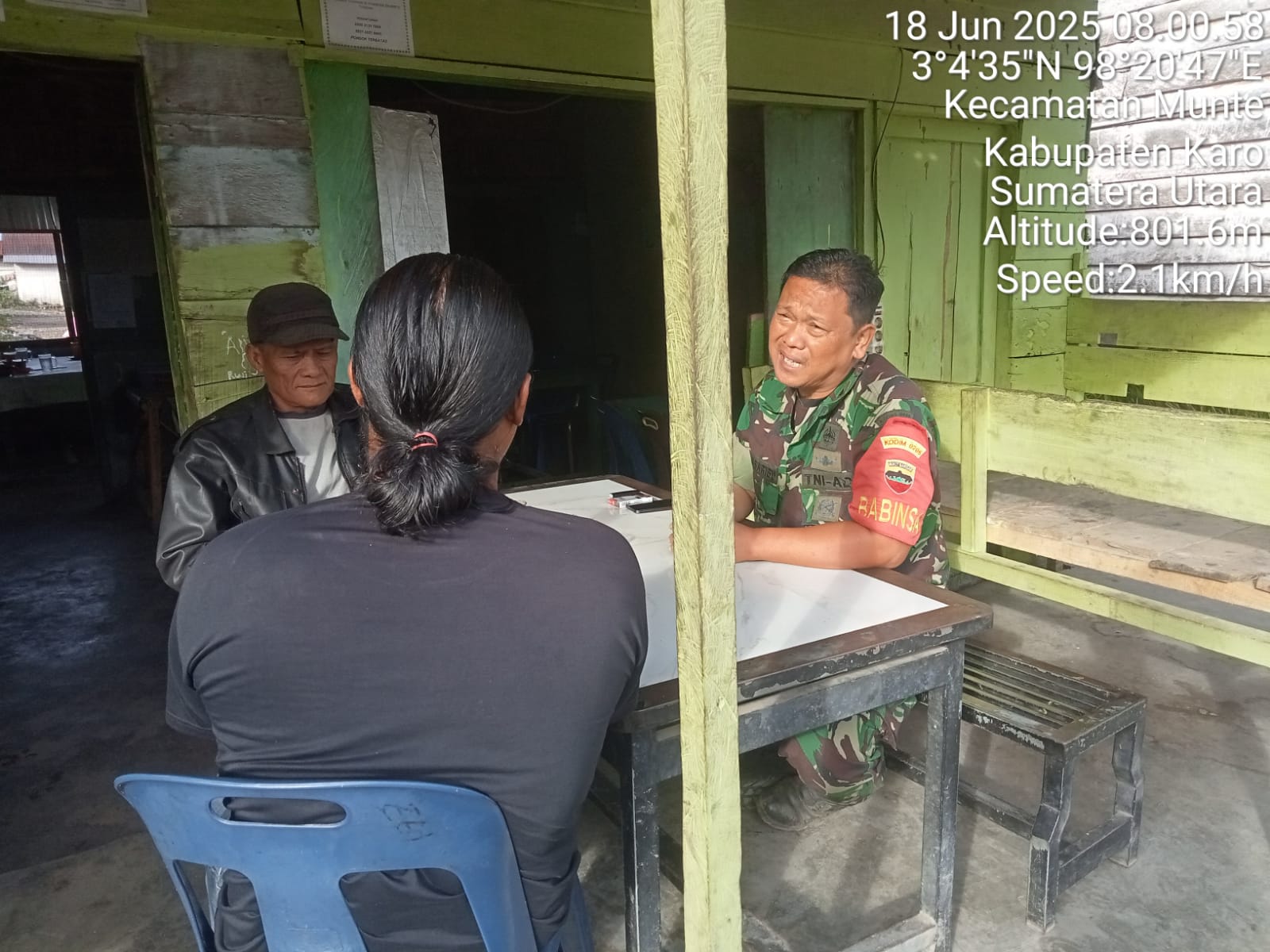 Transvestitlar onlayn sm jinsiy aloqa Jinsiy aloqa katta gozal kokrak